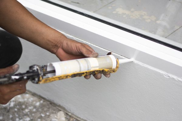 Window Caulking Replacement in Providence