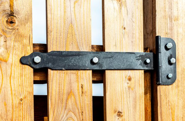 Gate Hinge Repair in Providence